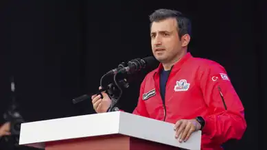 Bayraktar: NeXT Sosyal, Ülkelerin Kaderini Değiştirecek!